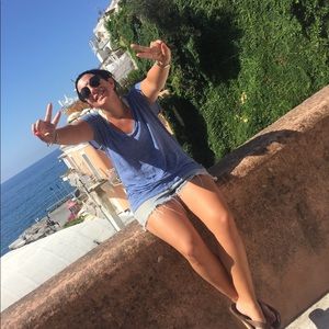 Meet your Posher, Kara